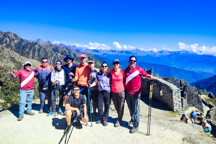 Weather conditions on the Inca Trail to Machu Picchu, showcasing sunny days, misty clouds, and diverse microclimates along the journey