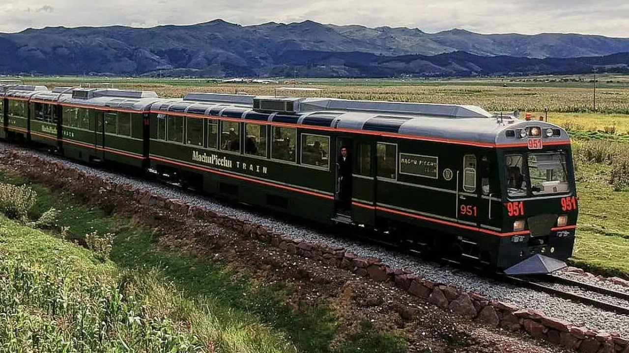 Tren Inca Rail a Machu Picchu desde Cusco, Perú