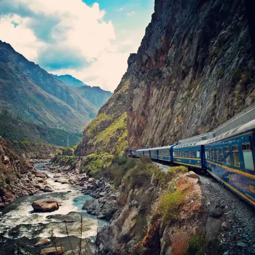 train to machu picchu