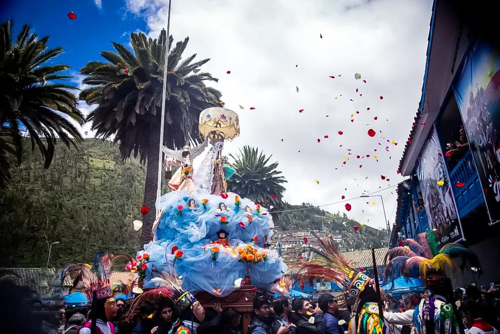 Virgen del Carmen Paucartambo